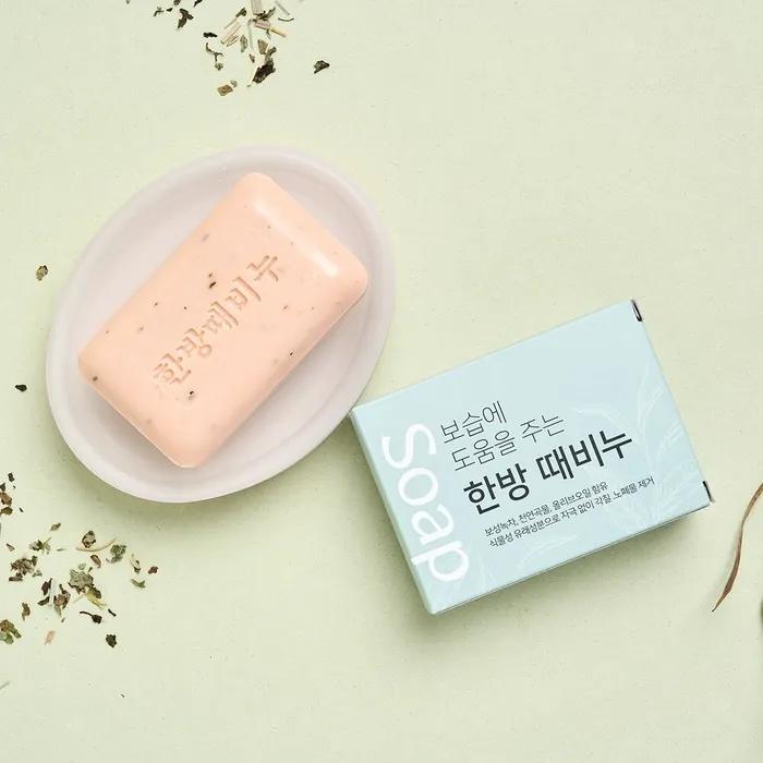 Herbal soap that helps with moisturizing