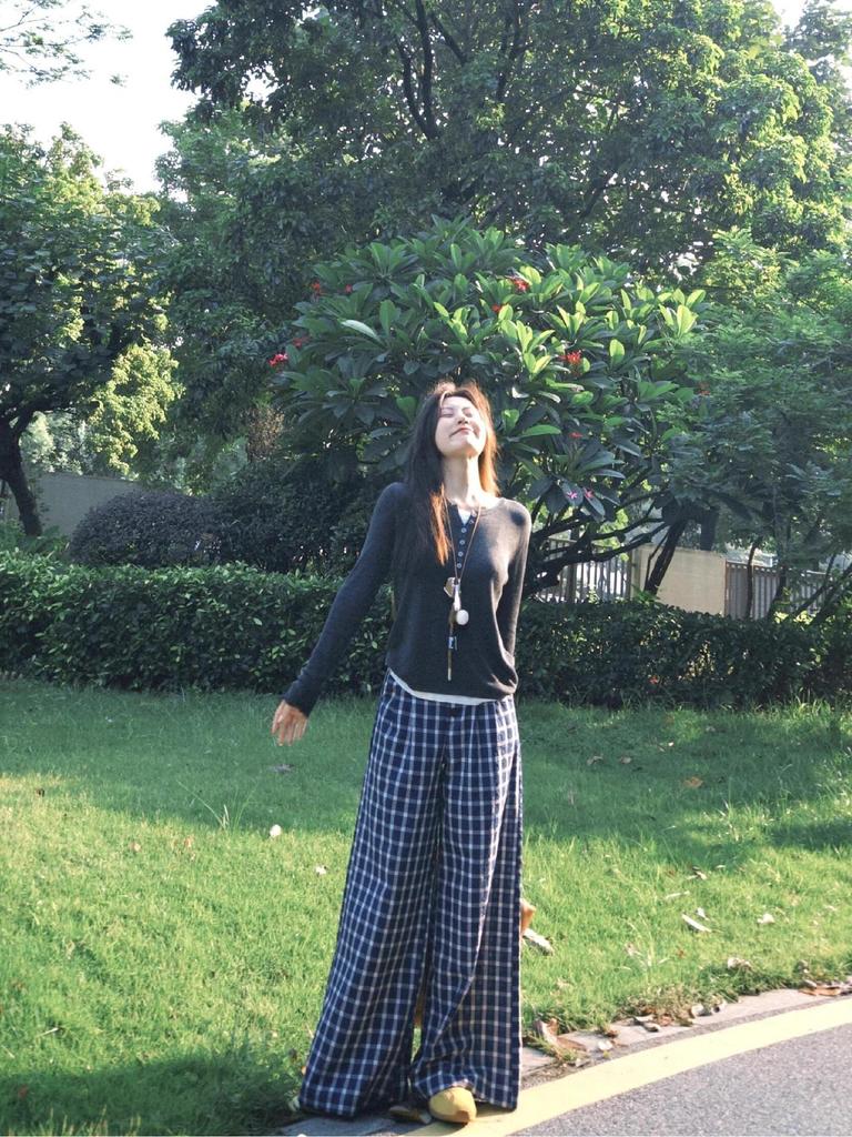 Women's Retro Blue Plaid High Waist Wide Leg Pants - Loose, Floor-Length, 145 Petite Style