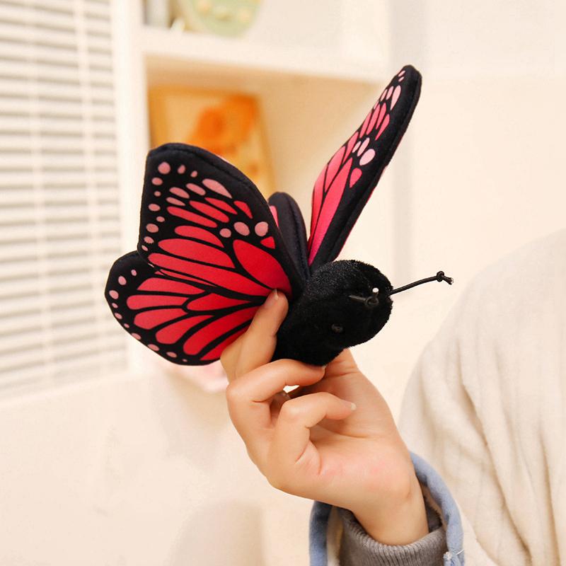 Lifelike Insect Plush Toy Soft Stuffed Cute Toy Spider Ladybug Bee Plush Gifts for Children Insect Enthusiasts Home Decor