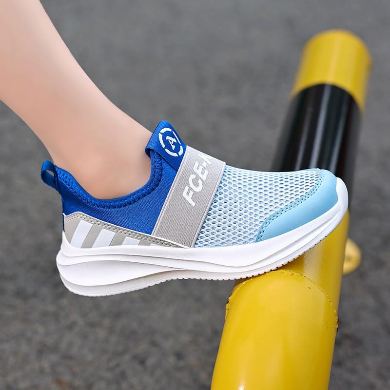 Boys Breathable Mesh Slip-On Running Shoes Kids Outdoor Indoor Sports Athletic Sneakers US 10.5