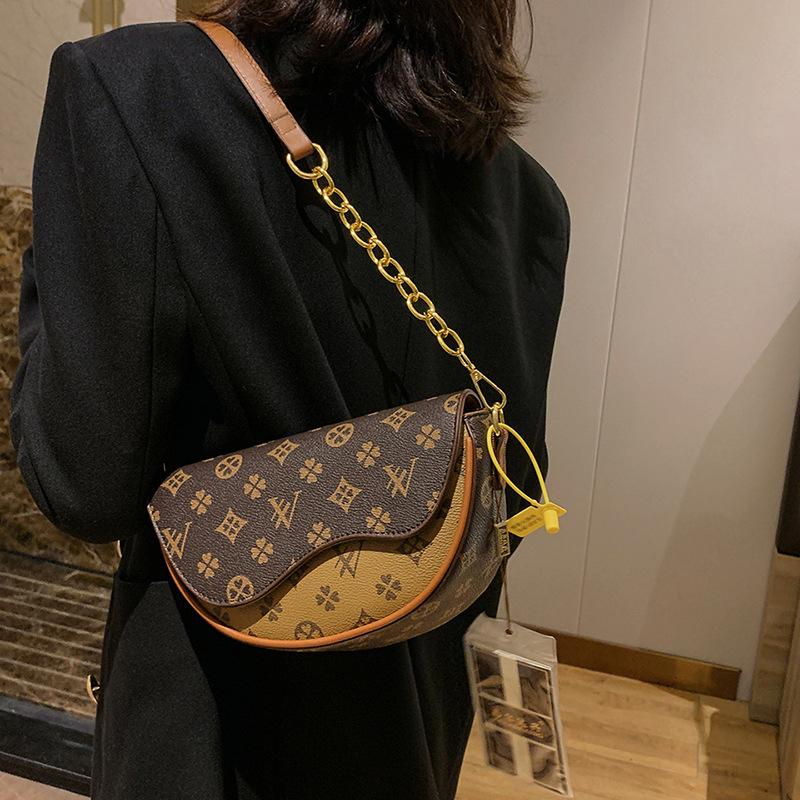 Advanced texture saddle bag 2026 summer new printed women's bag casual single shoulder diagonal cross bag fashionable niche bag