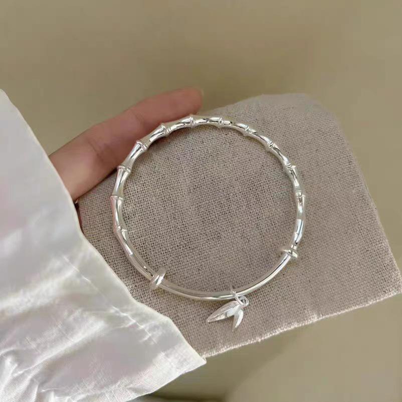 Women's Silver-Plated Bamboo Bangle: Young Style Peace Push-Pull Bracelet - Perfect Gift for Girlfriend
