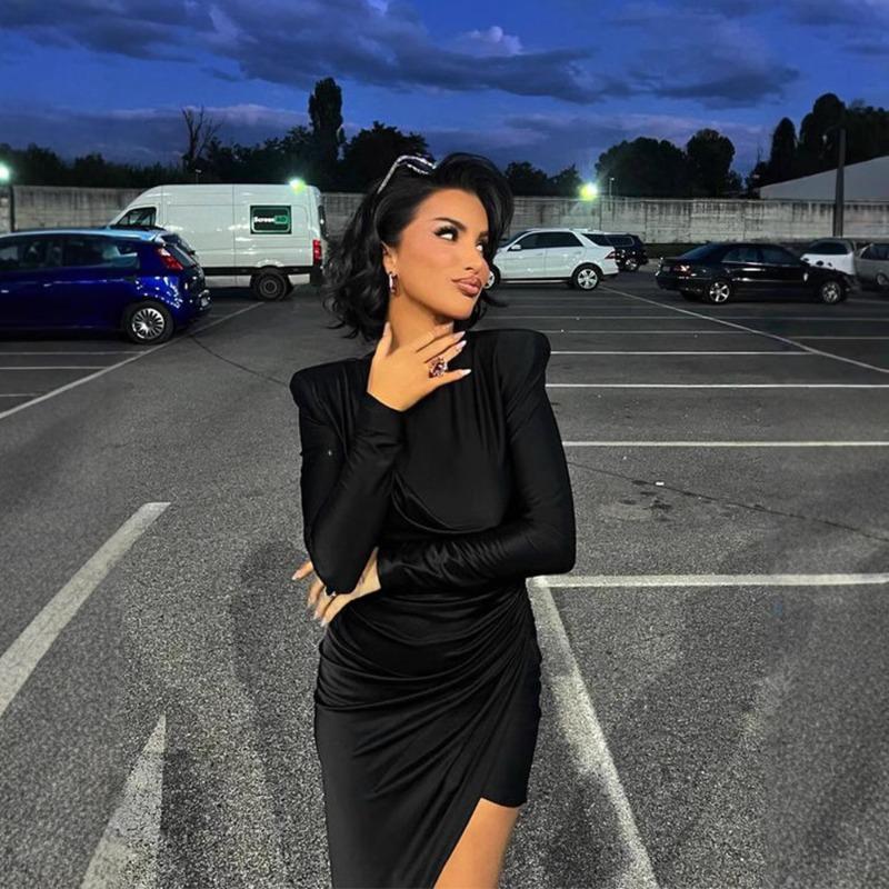 Women's Autumn and Winter Fashion Shoulder Pad Temperament Long Sleeve Round Neck Irregular Dress