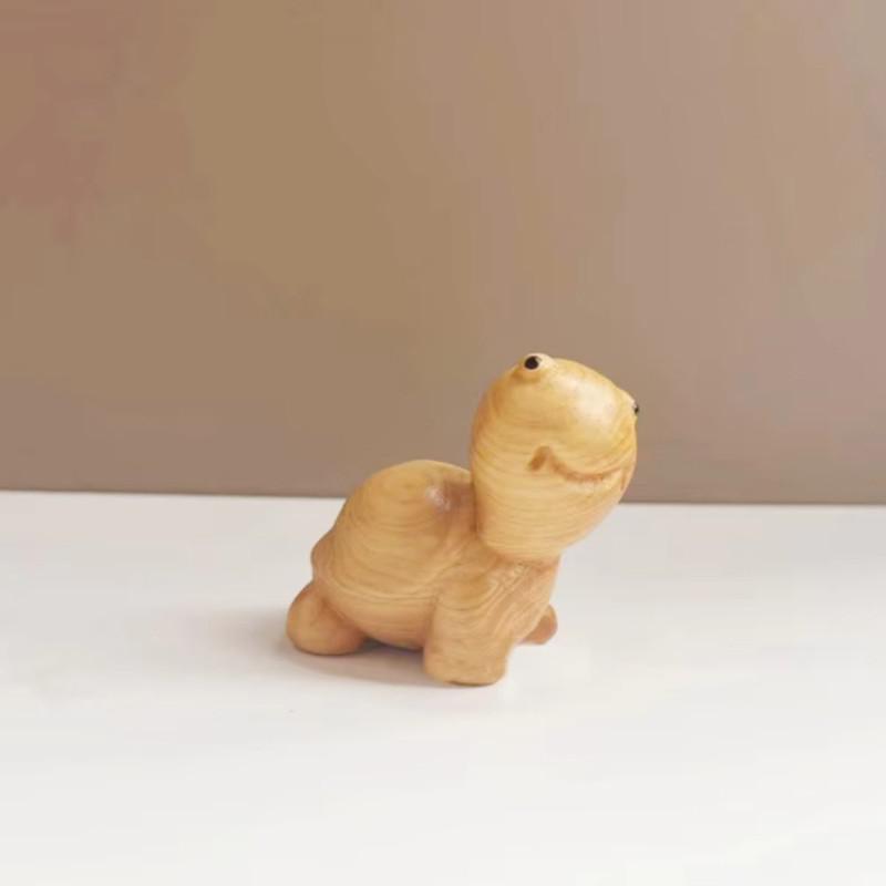 

Wooden Small Turtle Statue,Miniature Boxwood Carving Turtle Ornament,For Office Home Decoration,Event Souvenirs,Birthday gift