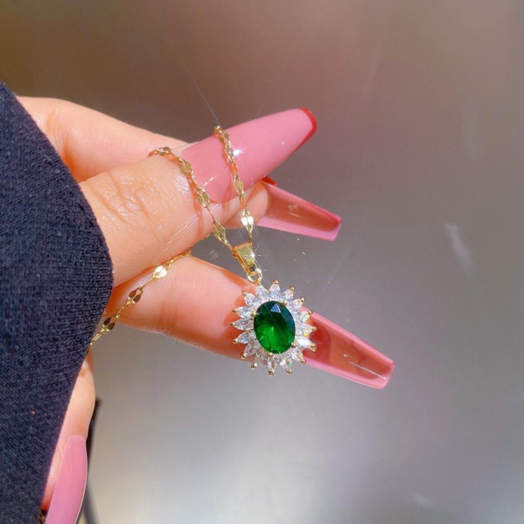 Oval Cut Emerald Green Stone Sunburst Halo Pendant Women Thin Flake Link Clavicle Necklace