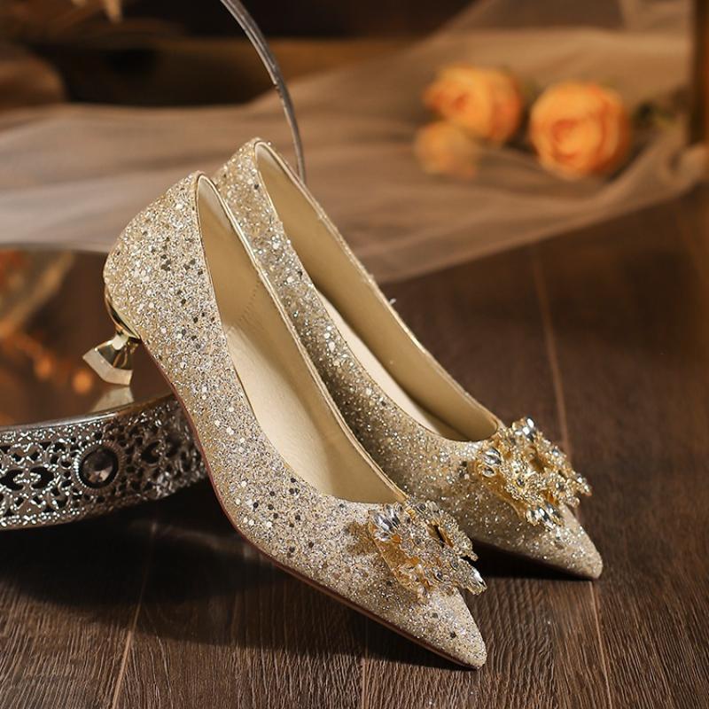 2025 New Hampagne Color Flat Shoes Female Pointed Autumn Summer New Silver Low Heel Rhinestone Wedding Bridal Shoe Pumps