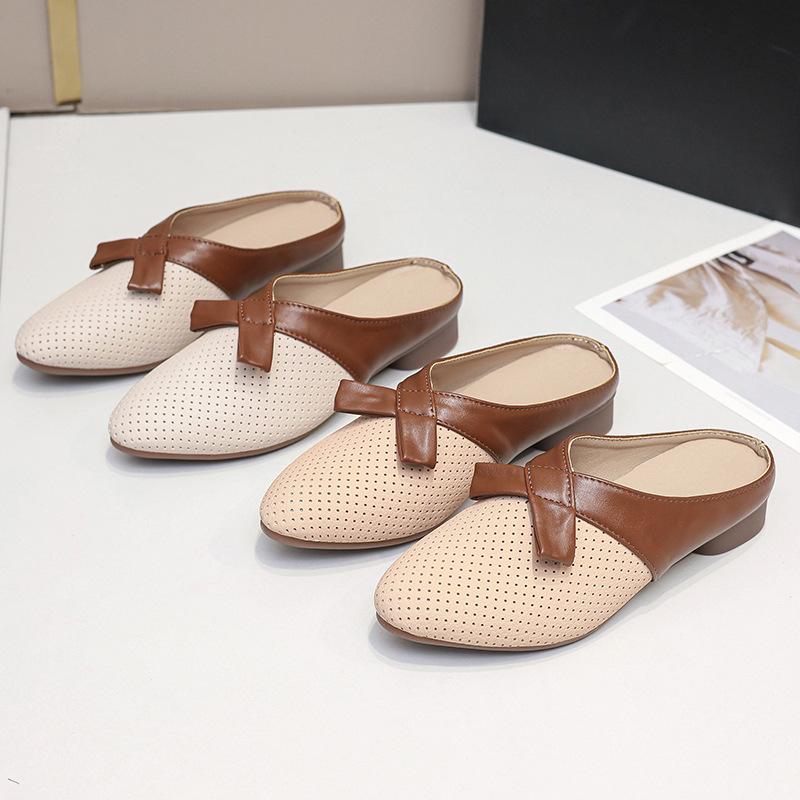 Fashion Women Flat Slippers Spring and Autumn Pointed Toe Sandals Comfortable Fashion Shallow Slippers Designer Lightweight Slides Women