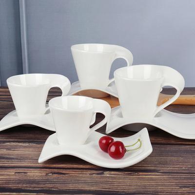 Kreativ Våg Kaffekopp Fat Set Porslin Vit Par Kopp 90ml/130ml Te Kaffekopp Koncentrerad Kaffekopp Keramisk Set