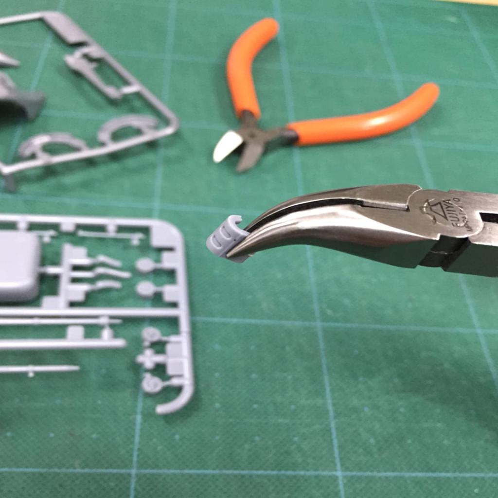 Fujiya Mini Tech Vertical Bending Short Nose Radio Pliers (without Serrations), 110mm, MP9AT-110