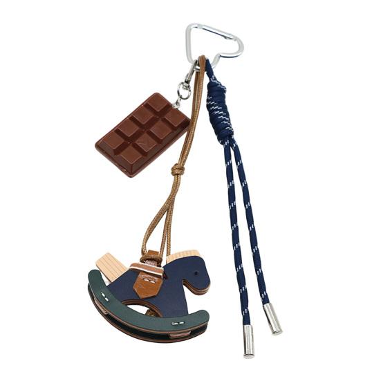 Nyckelring Hänge Hästform Flätat Rep Justerbar Längd Nyckelring med Imitationsläder Metallkrokar Dekorativ Presenttillbehör