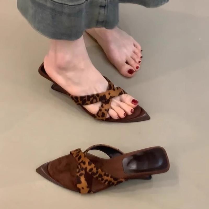 Fashion Summer Fashion French High Heels Slippers Outside Wear New Pointed Toe Shallow Mouth Open Toe Temperament Special Heel Sandals