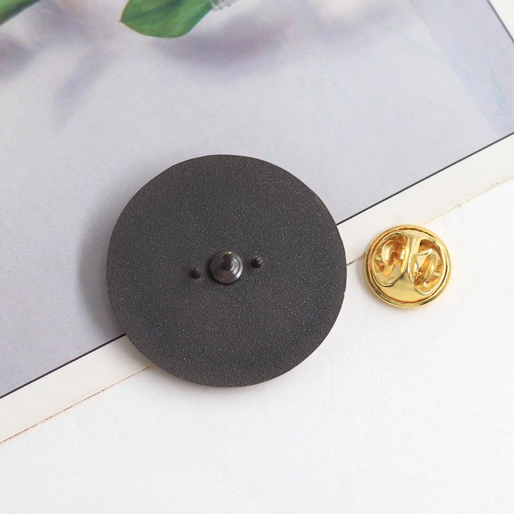 Dungeons & Dragons Baldur's Gate Bhaal Ruby Eye Skull Lapel Pin