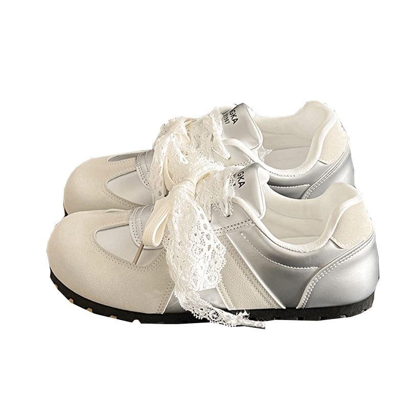2025 new silver ballet training shoes women's retro niche thin-soled flat-bottomed spring and autumn sports and leisure versatile board shoes