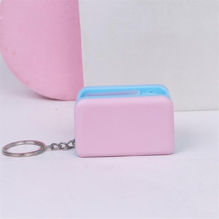 Springender Lichtschlüsselanhänger Nachtsichtwerkzeug mit Fidget-Funktion Kunststoffkonstruktion Leuchtender Schlüsselanhänger für den Abendgebrauch