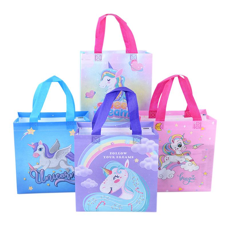 

4 шт. Мультяшные подарочные пакеты с единорогом из нетканого материала, пакеты для упаковки конфет и сладостей, принадлежности для украшения на день рождения в тематике единорога для девочек, бэби-шауэр 23x21.5x11cm