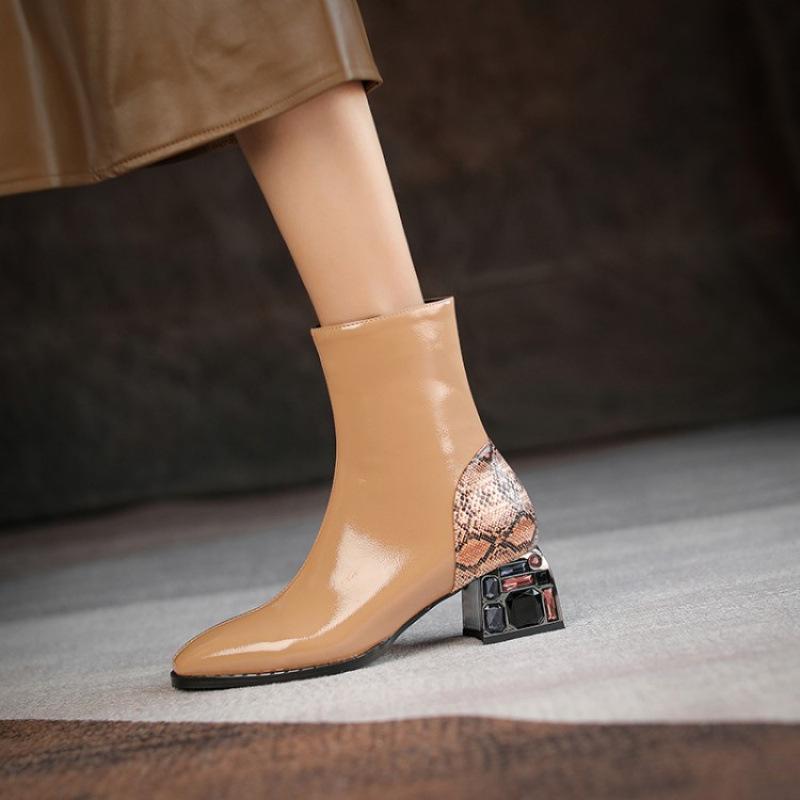 New middle heel round head patent leather Martin boots women's side zipper rubber sole Korean version square heel comfortable autumn and winter m