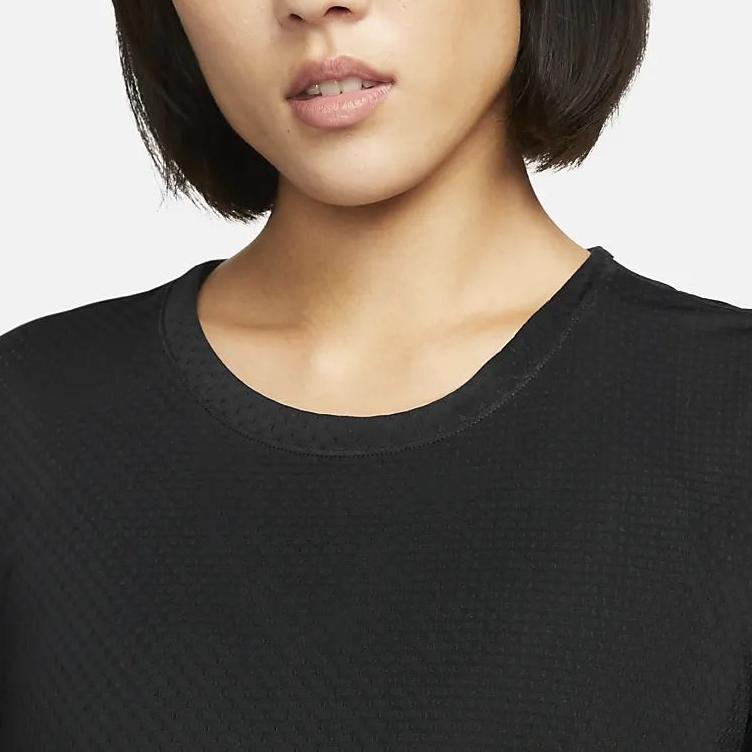 Nike Dri-Fit One Breathe Solid Backless Round Neck Short Sleeve T-Shirt Women Tops Black DX0132-010