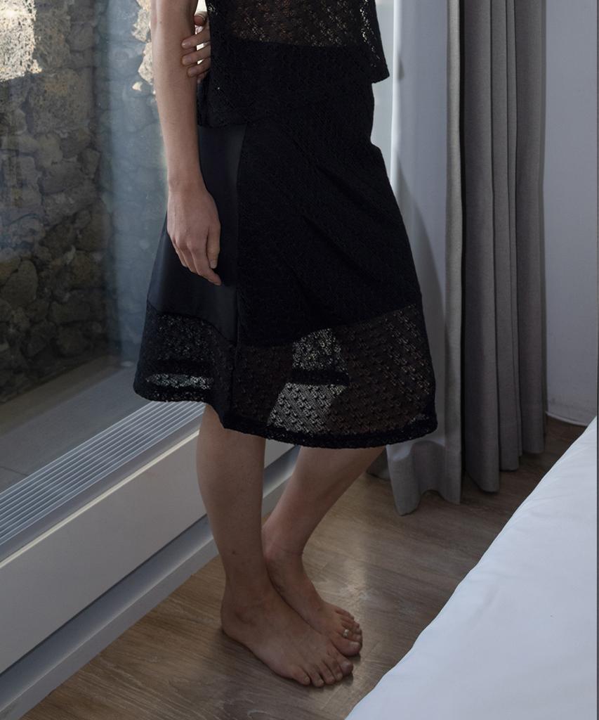 Safari Sula Explore Scratch Drape Knit Skirt In Black