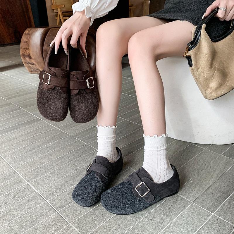 High-top Casual Shoes for Women - New Style with Added Insulation