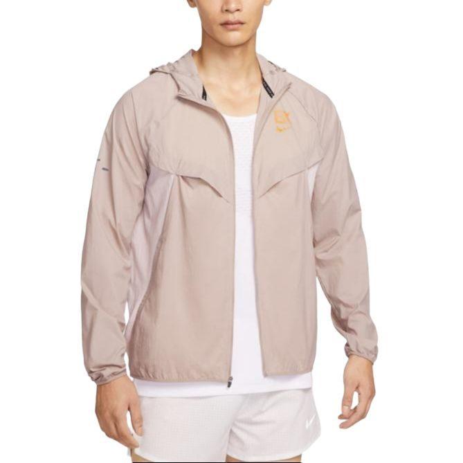Nike Jackets Men`s Skin Hooded Moderate