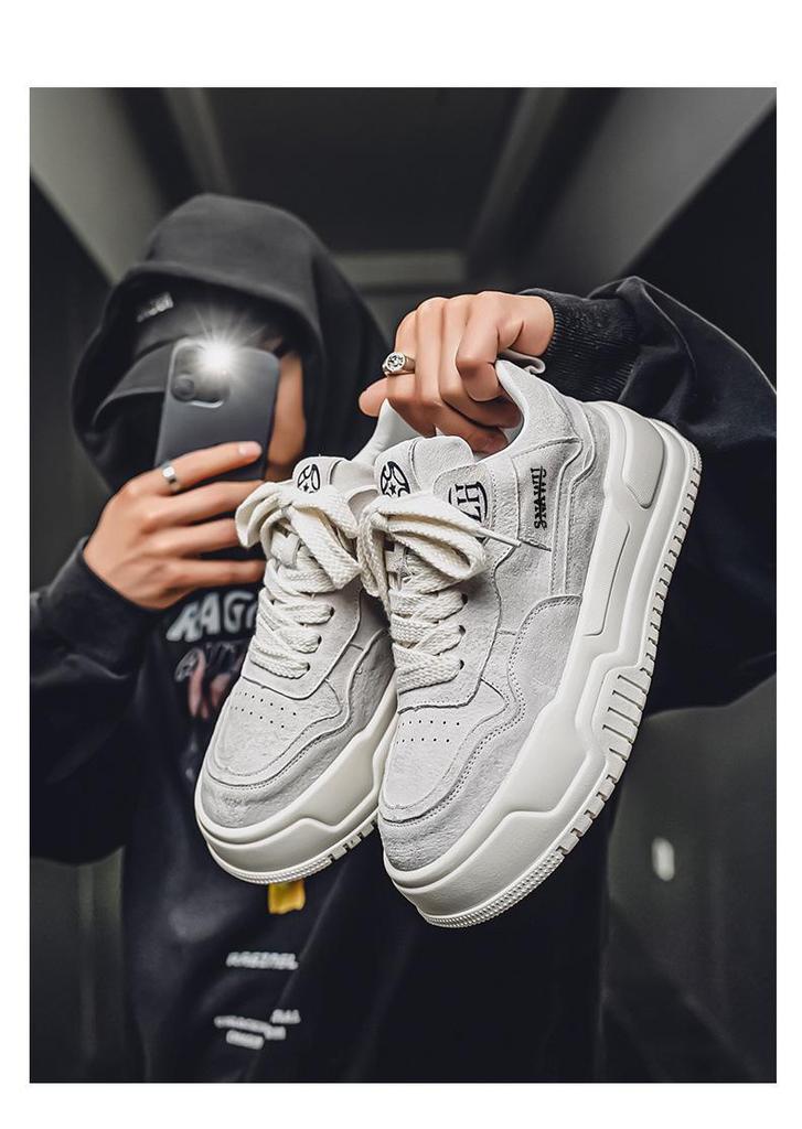 Men's 2025 Spring Korean Style Red Fashion Casual Thick-Soled Height-Increasing High-End Sports Shoes for Teenagers.