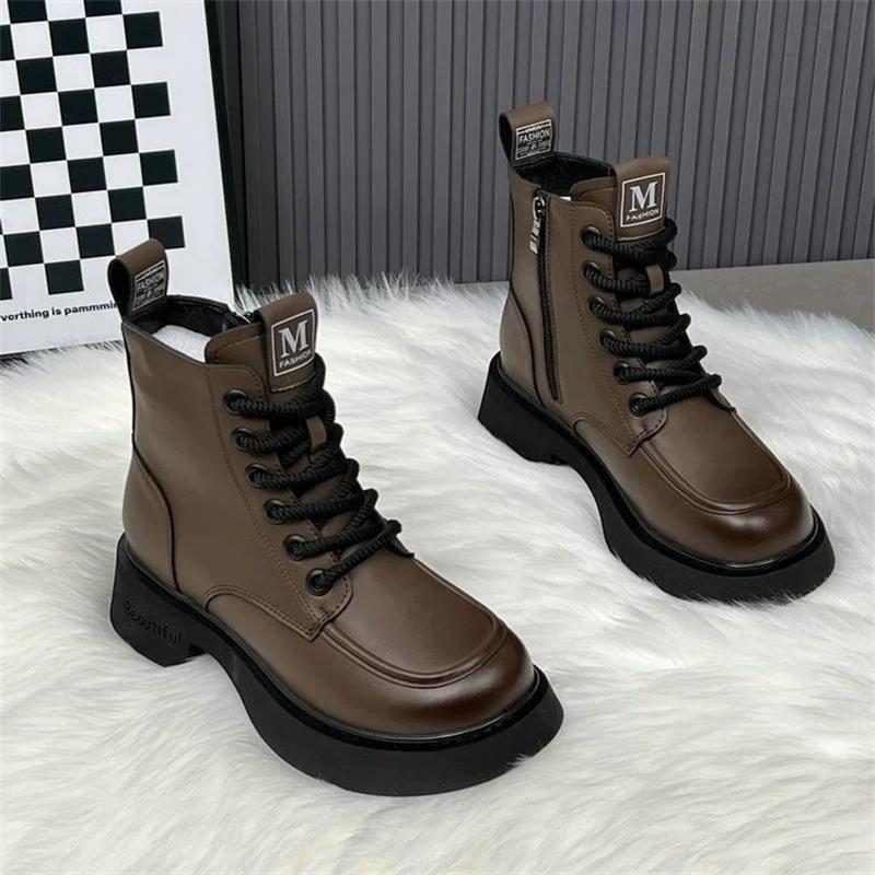 Thick-soled Martin Boots Women's Autumn and Winter New Retro Medium Boots, Thin and Versatile Short Boots