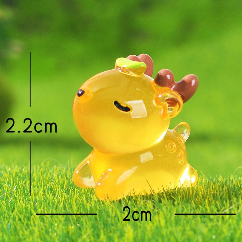 Micro-landscape Creative Simulation, Cute and Adorable Animal, Sika Deer, Garden Office, Home Desktop Decorations