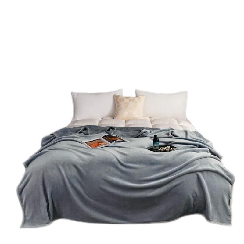 

Pin Fan Post-Modern Mulberry Silk Quilt