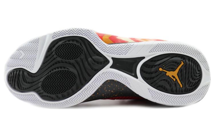 Jordan CP3.VIII Christmas 718448-625