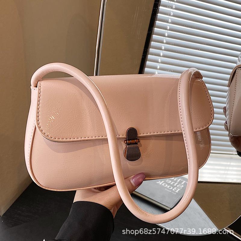 Retro Niche Baguette Bag Women's 2025 New Trendy Fashion Korean Internet Celebrity Armpit Bag One-shoulder Hand-held Commuter Bag