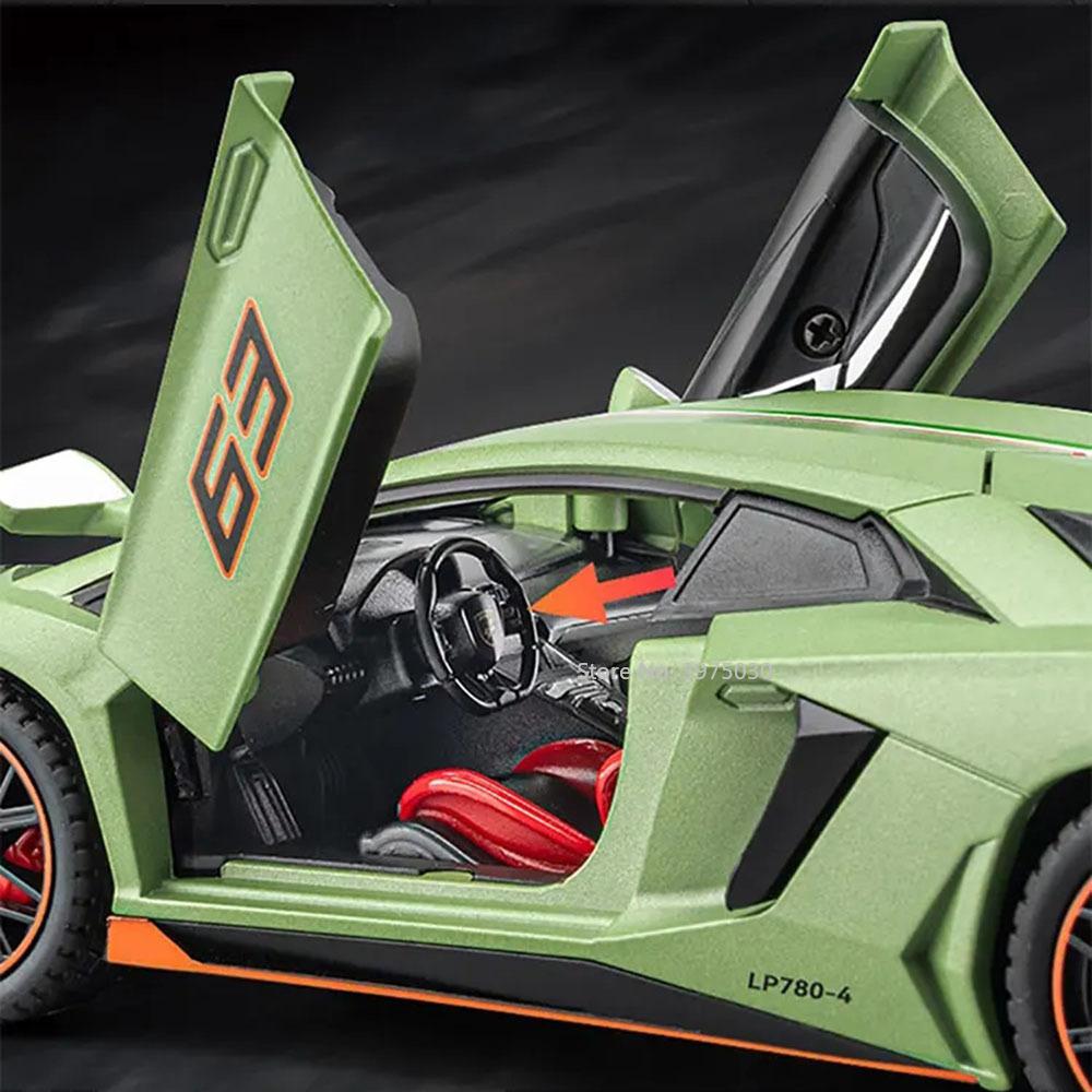 1/22 litý model sportovního vozu Lamborghini LP780-4 se zvukovým světlem, simulační hračka, vozidla, dárky pro děti k narozeninám