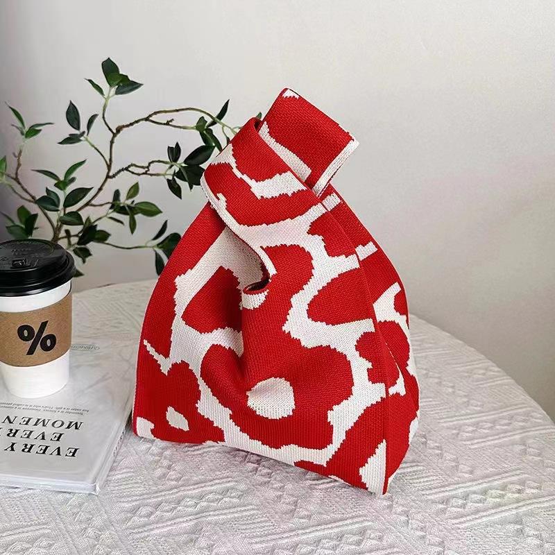 Holiday gift bag knitted bag Muse festival cute flowers to send staff handbag Korean version style gift knitted bag