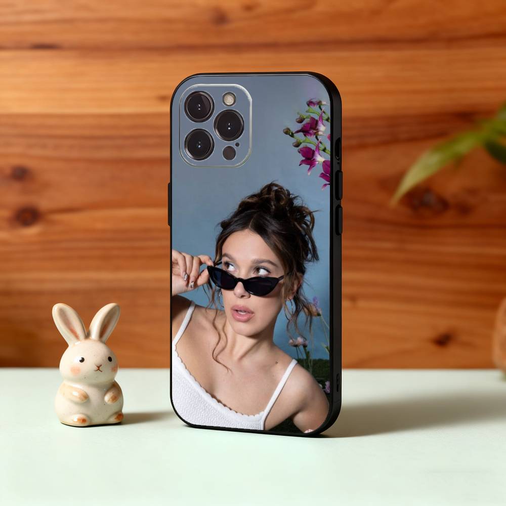 

Singer MMB M-Millie Bobby B-Brown Phone Case For iPhone17,16,15,14,13,12,Plus,Pro Max, 5G Others Soft Black Cover iPhone13