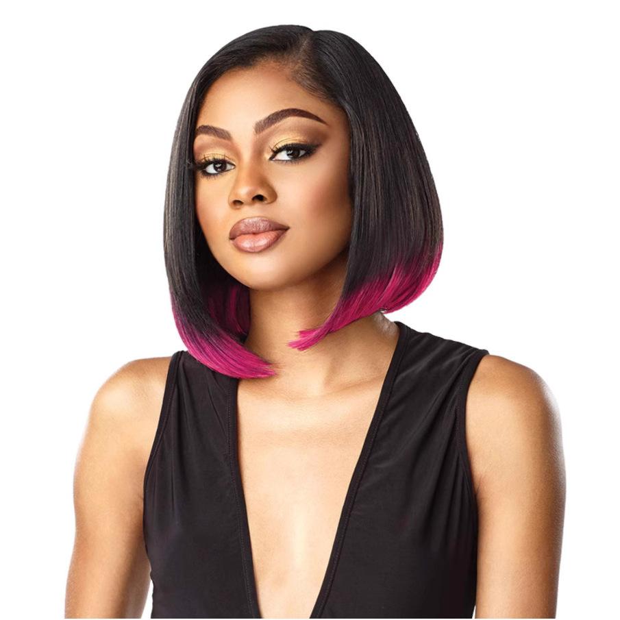 

Короткие волосы частично разделены на весь головной убор. Естественное постепенное изменение цвета, внутренняя пряжка. Механизм прямых волос. Химическое волокно.