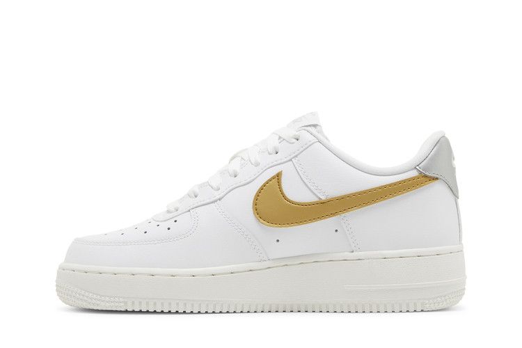 Nike Wmns Air Force 1 '07 'White Metallic Gold'