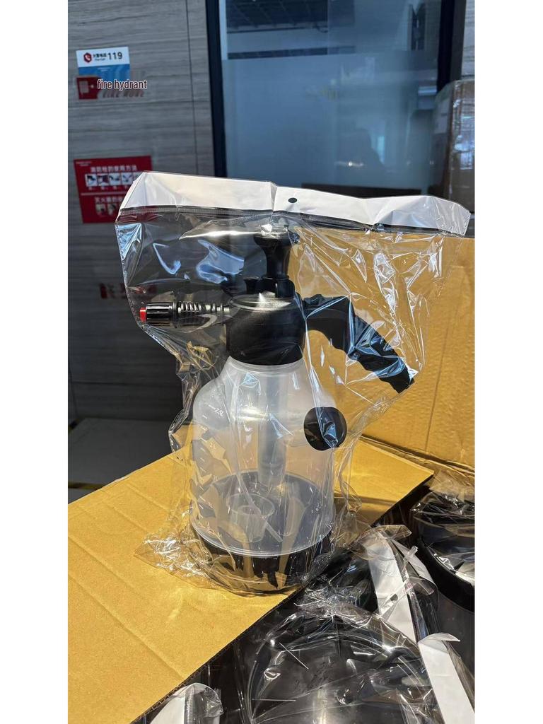 High-Pressure 2L Handheld Foam Spray Bottle for Car Wash
