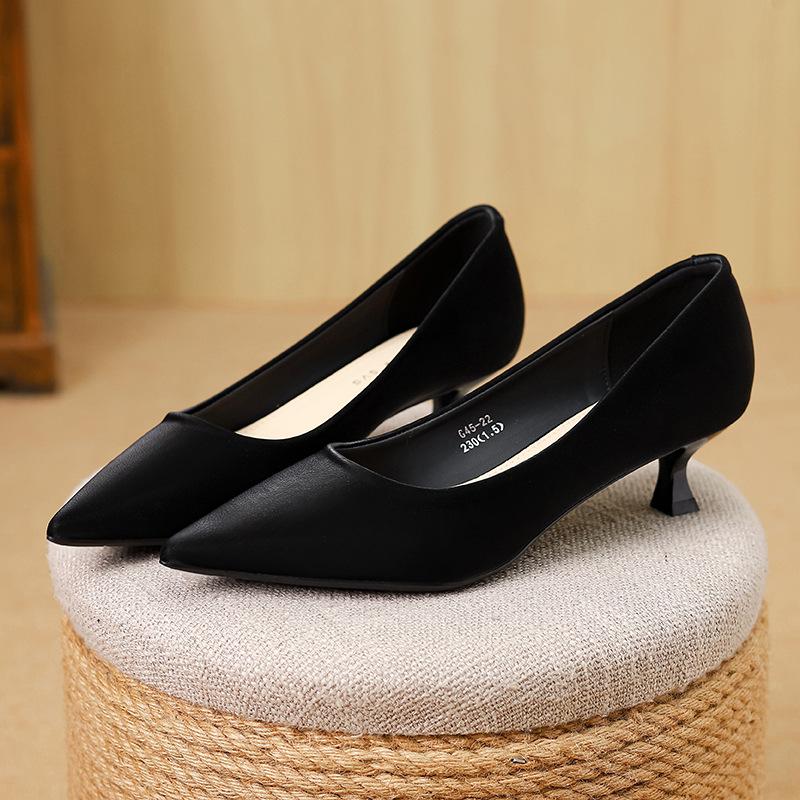 

Остроносые одинарные туфли женские на среднем тонком каблуке с легкой пластиной на высоком каблуке весна 2025 новые неглубокие французские каблуки-рюмочки G45-22 39 чёрный