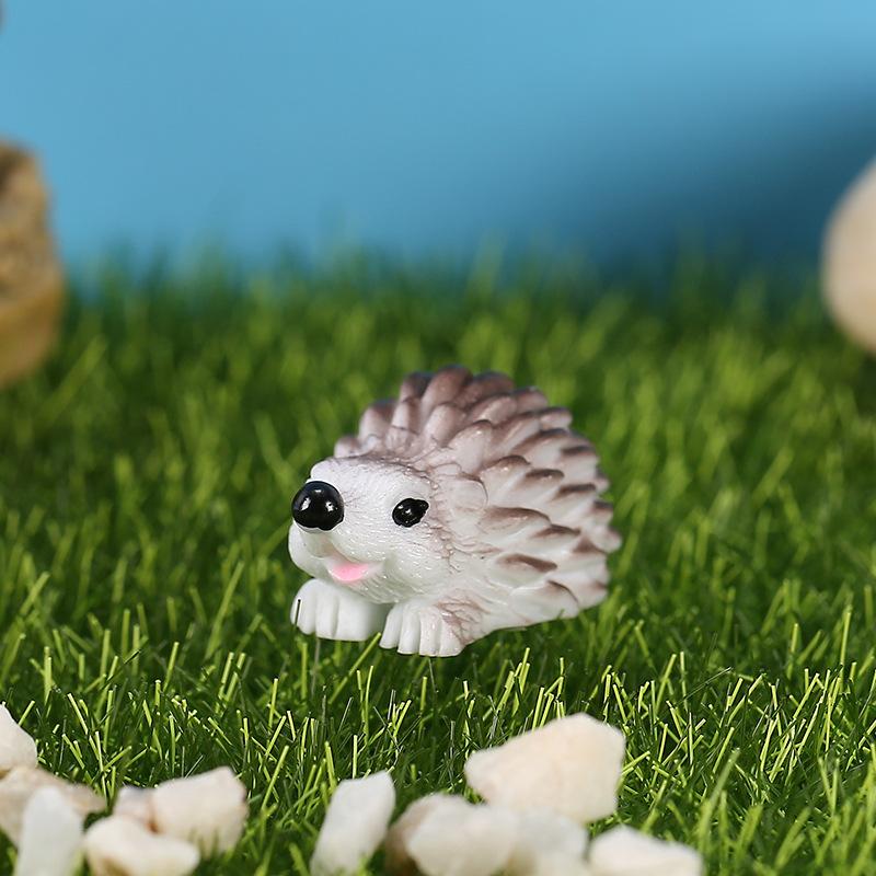

3pcs Cute Resin Hedgehogs Miniatures, Fairy Garden Home Desk Ornament Accessories, Moss Micro Landscape DIY Craft Decoration