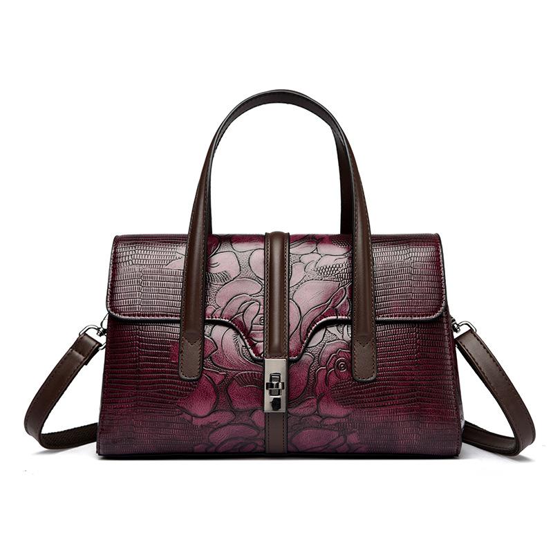 A Large-capacity Fashionable Single-shoulder Crossbody Bag for Middle-aged Women