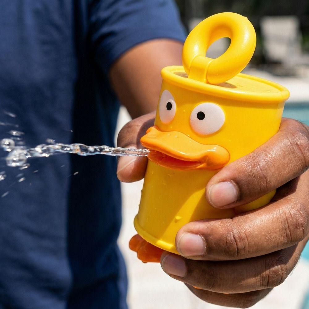 Tin Can Duck Water Toy Cute Design Beach Water Fight Water Spraying Toy  Children Bathing