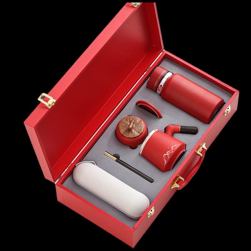 Elegant Multi-Item Business Gift Sets