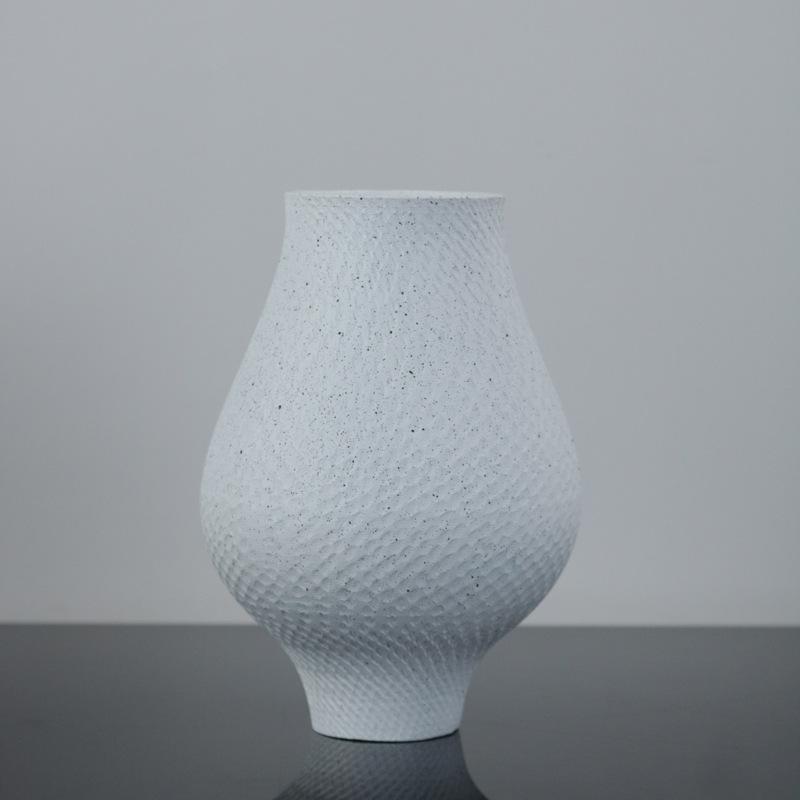 Modern Simple Resin Vase Ornaments Model House Sales Office Hotel Villa Living Room Study Stylish Soft Decorations