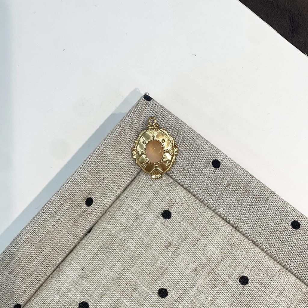 3Pcs Natural Stone Vintage Oval Pendant 18x24mm Ornate Gold‑Tone Floral Frame Single Hole Charm For DIY Necklace Jewelry Making