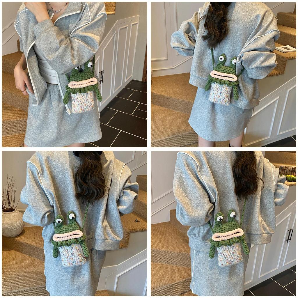 Childrens Green Cotton Knit Frog Mini Crossbody Bag With Soft Structure For Daily Activities