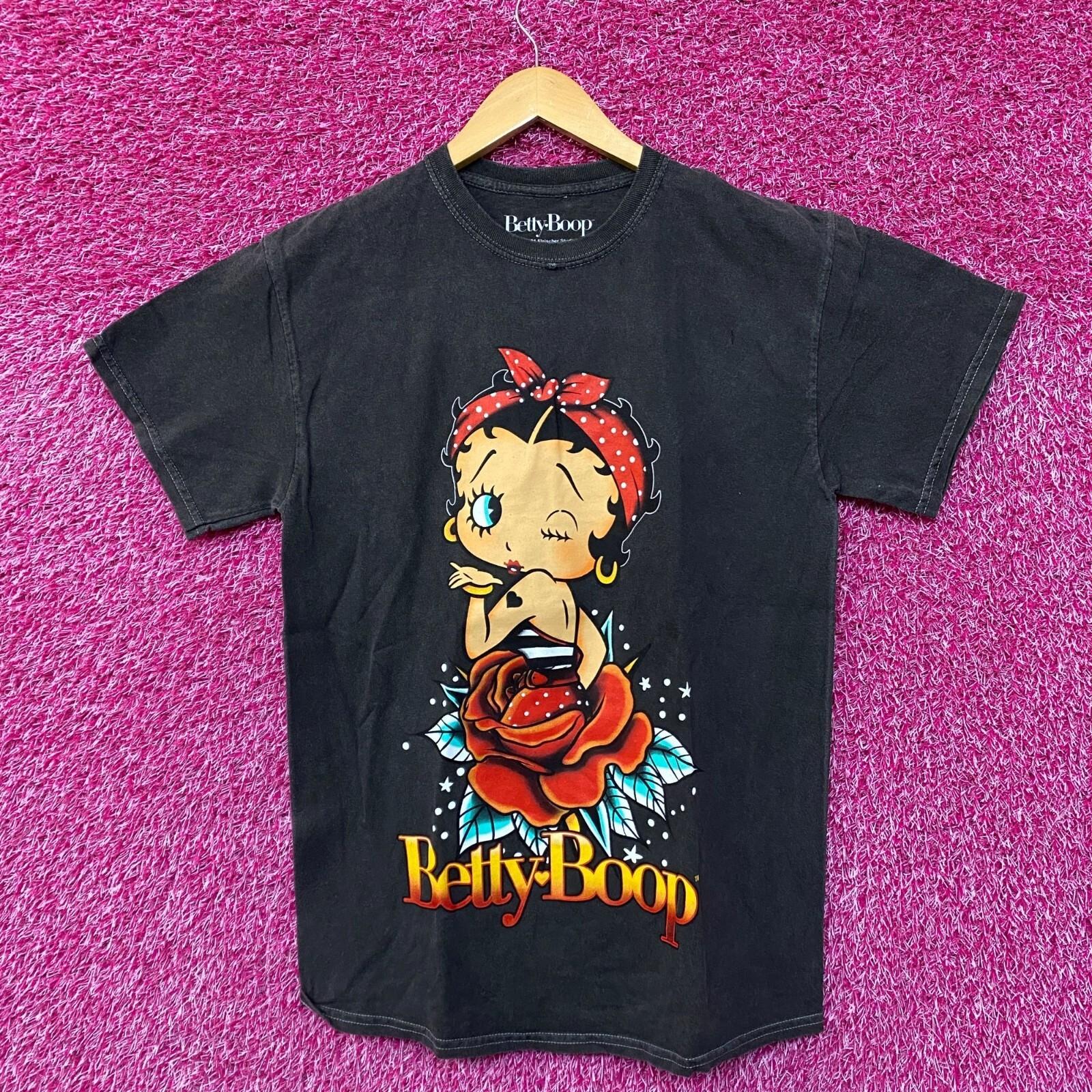

Betty Boop Dream In Rose Pin Up Tshirt size sm S