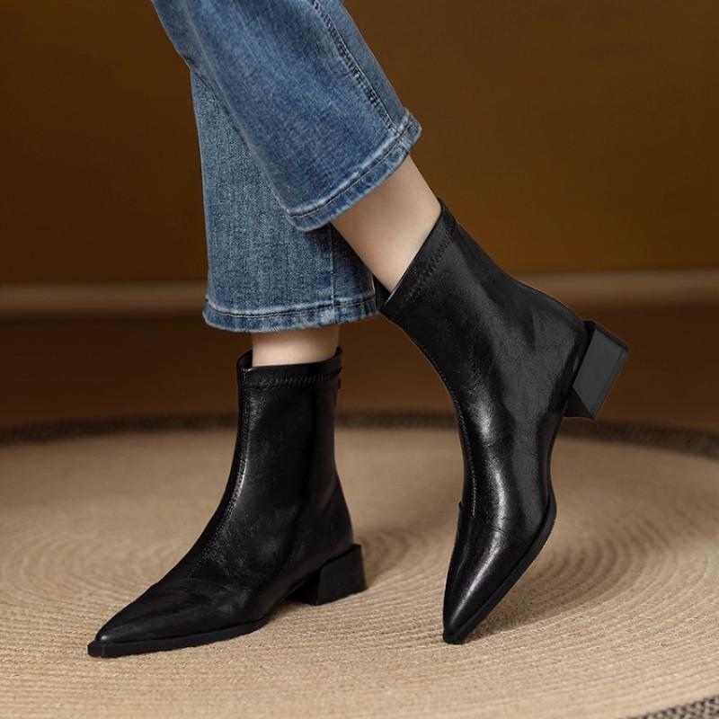 Women Pointed Ankle Boots Mid Heels Pointed Leather Sexy Chelsea Boots Trend Design Winter New Pumps Designer Short Botas Mujer