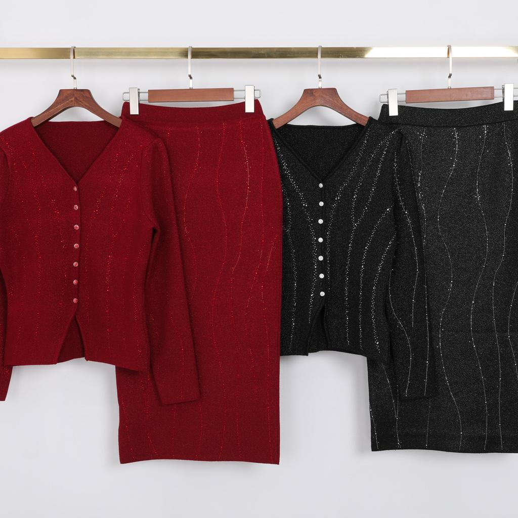 High-end quality in-stock spring and autumn new knitted internet-famous long-sleeve top + hip-hugging skirt set for women, 2619