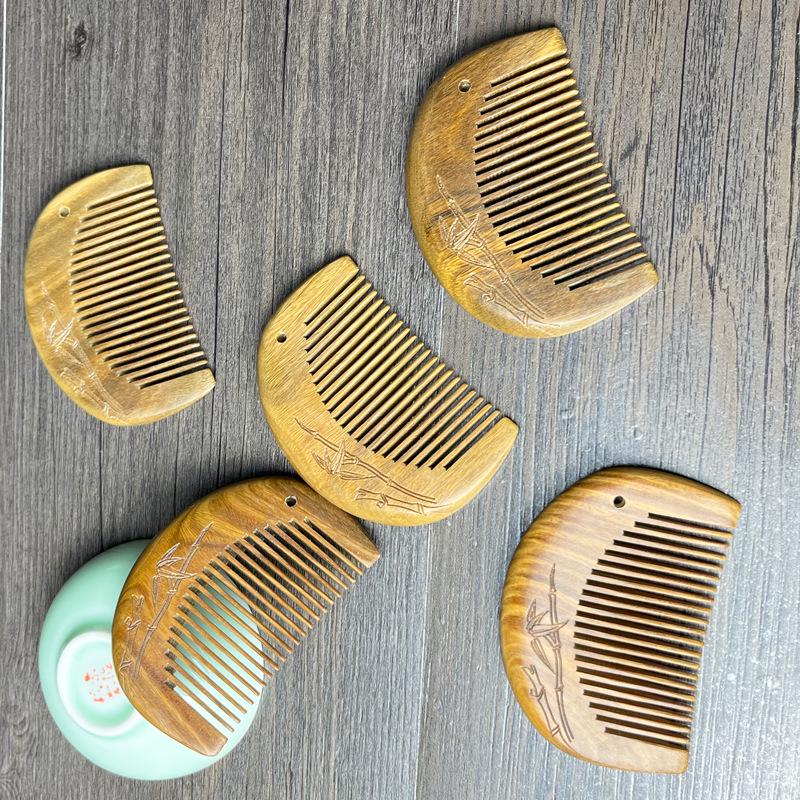 Exquisite Green Sandalwood Travel Comb - Fine Tooth, Portable, Elegant Small Gift