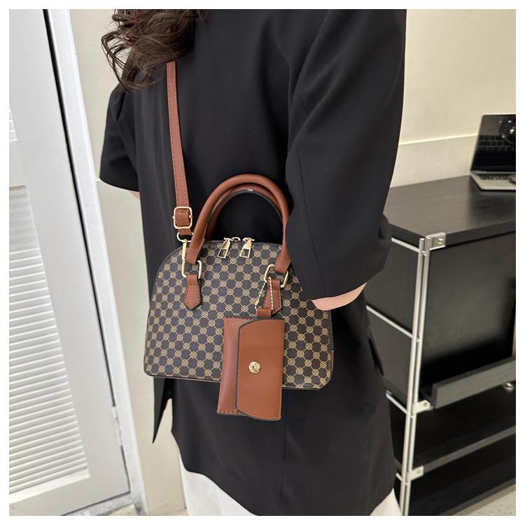 Luxury Shell Bag Fashion Women's Handbag Simple Style Shoulder Bag Plaid Print Crossbody Bag Shell Shape Wallet Card Bag
