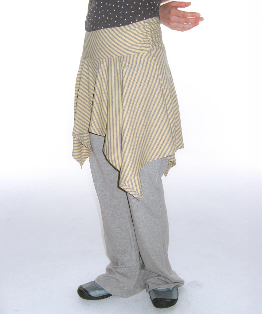 AMES-WORLDWIDE Unbalance Layered Skirt Pants Yellow